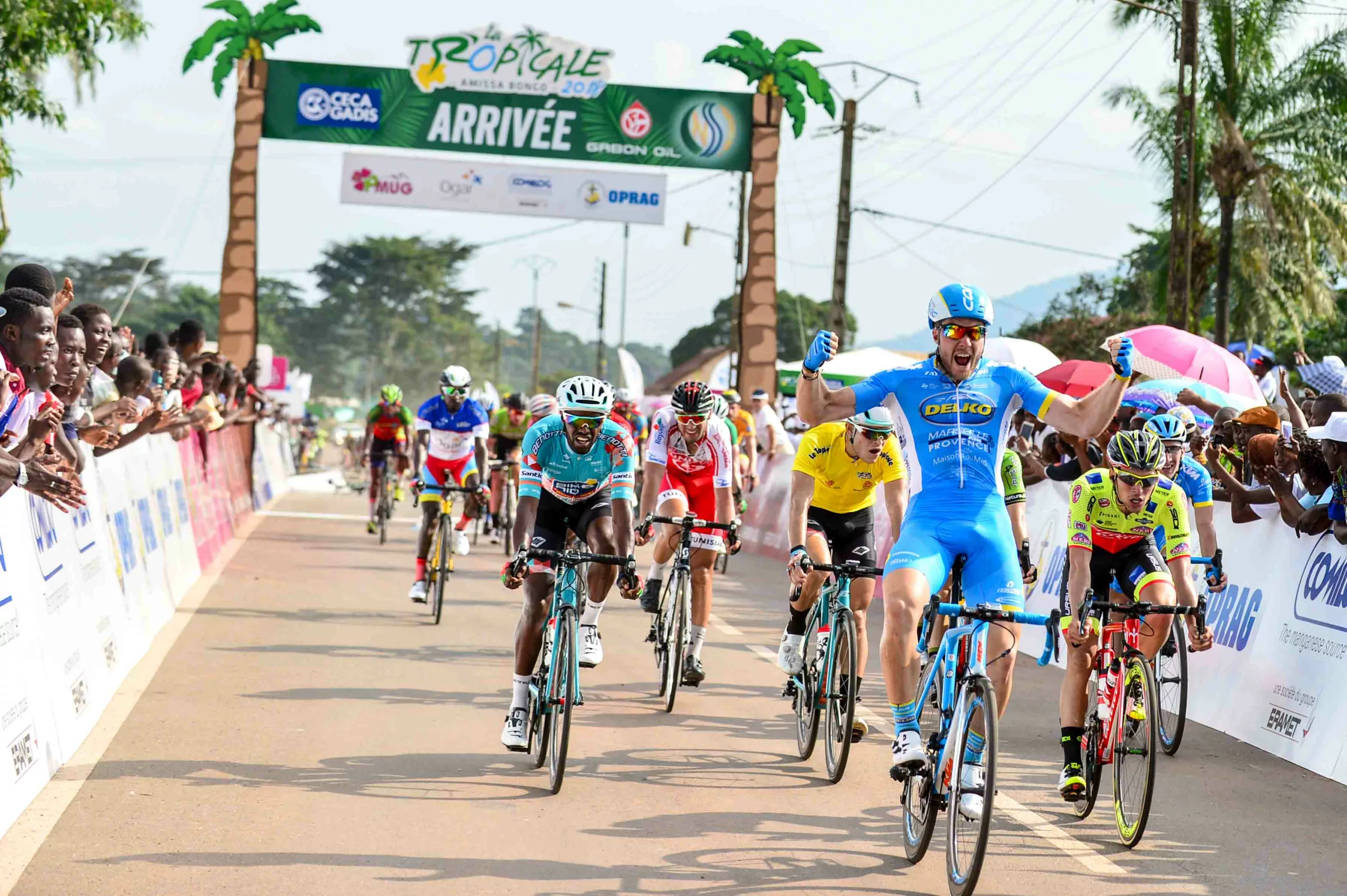 Брентон Джонс выиграл второй этап велогонки La Tropicale Amissa Bongo