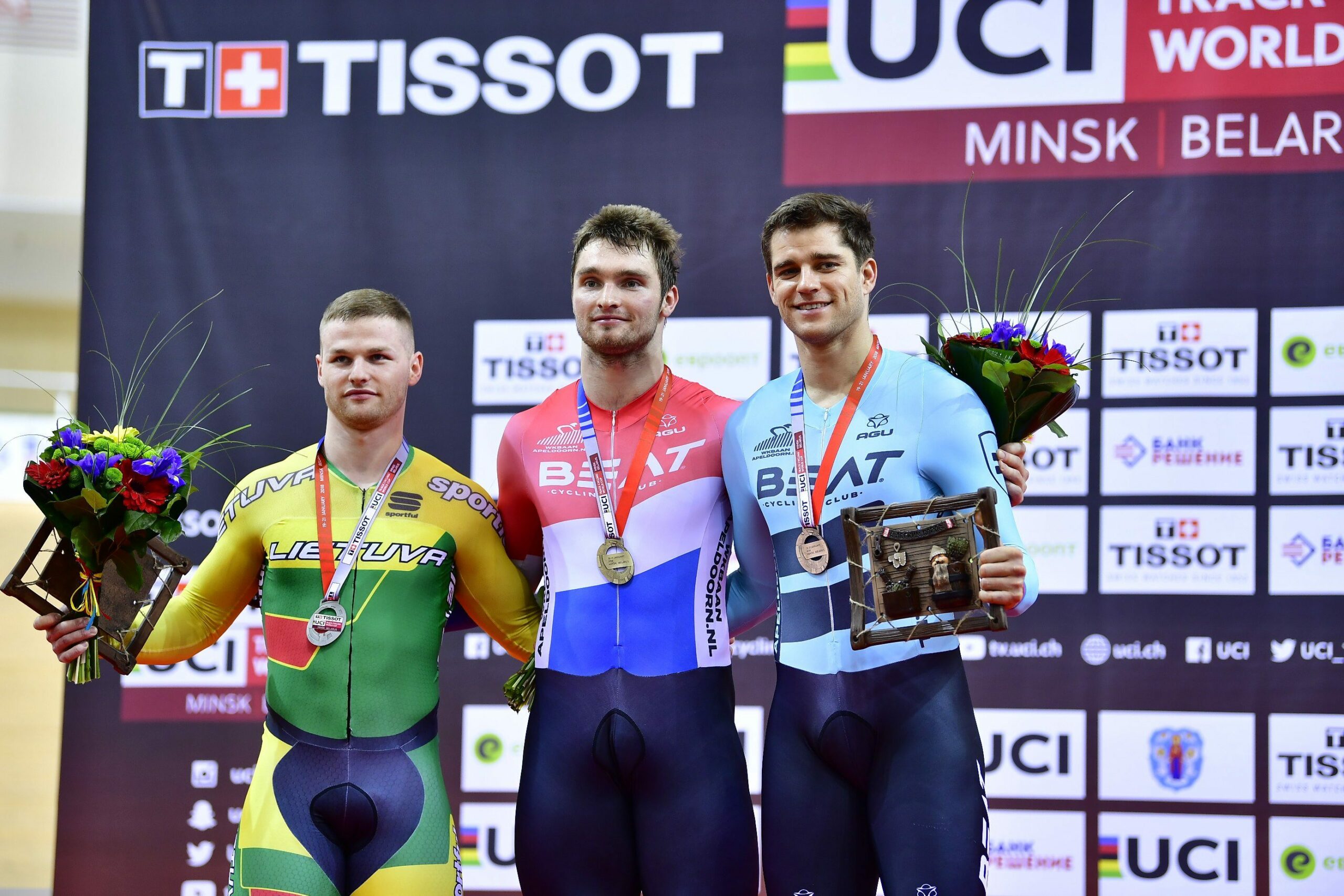 Маттейс Бюхли выиграл спринт на Кубке мира по треку в Минске