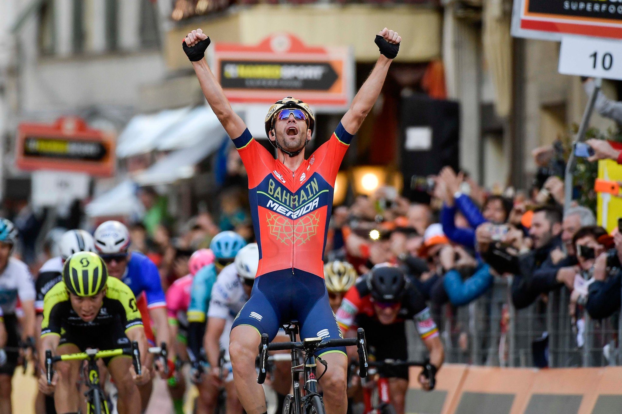 Винченцо Нибали выиграл велогонку «Милан — Сан-Ремо»