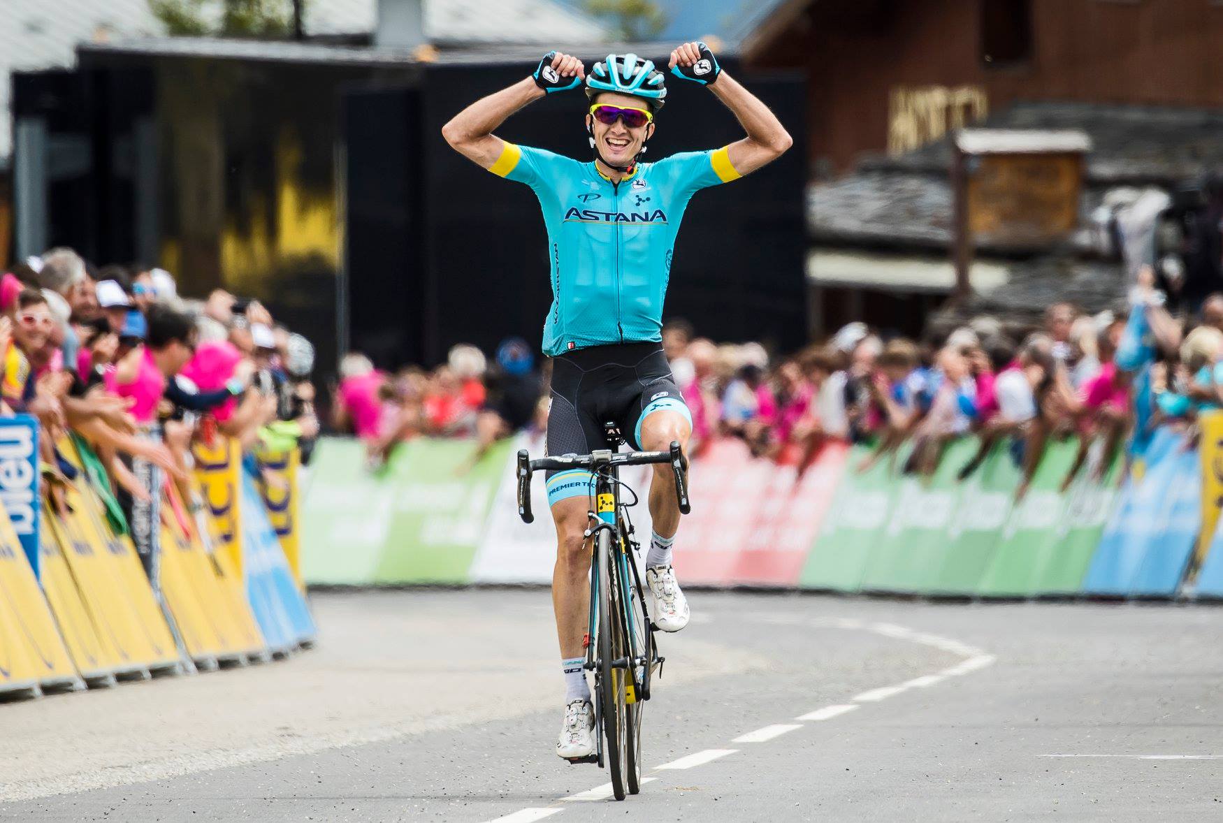 Пельо Бильбао выиграл шестой этап «Критериум Дофине»