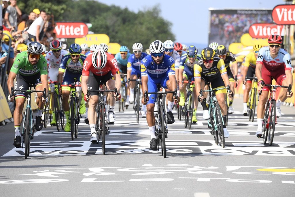 Фернандо Гавирия выиграл четвёртый этап «Тур де Франс»