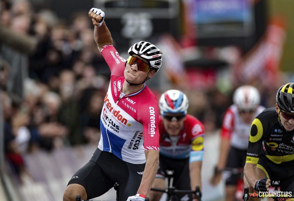 Матье ван дер Пул выиграл велогонку «Дварс дор Фландерен — 2019»