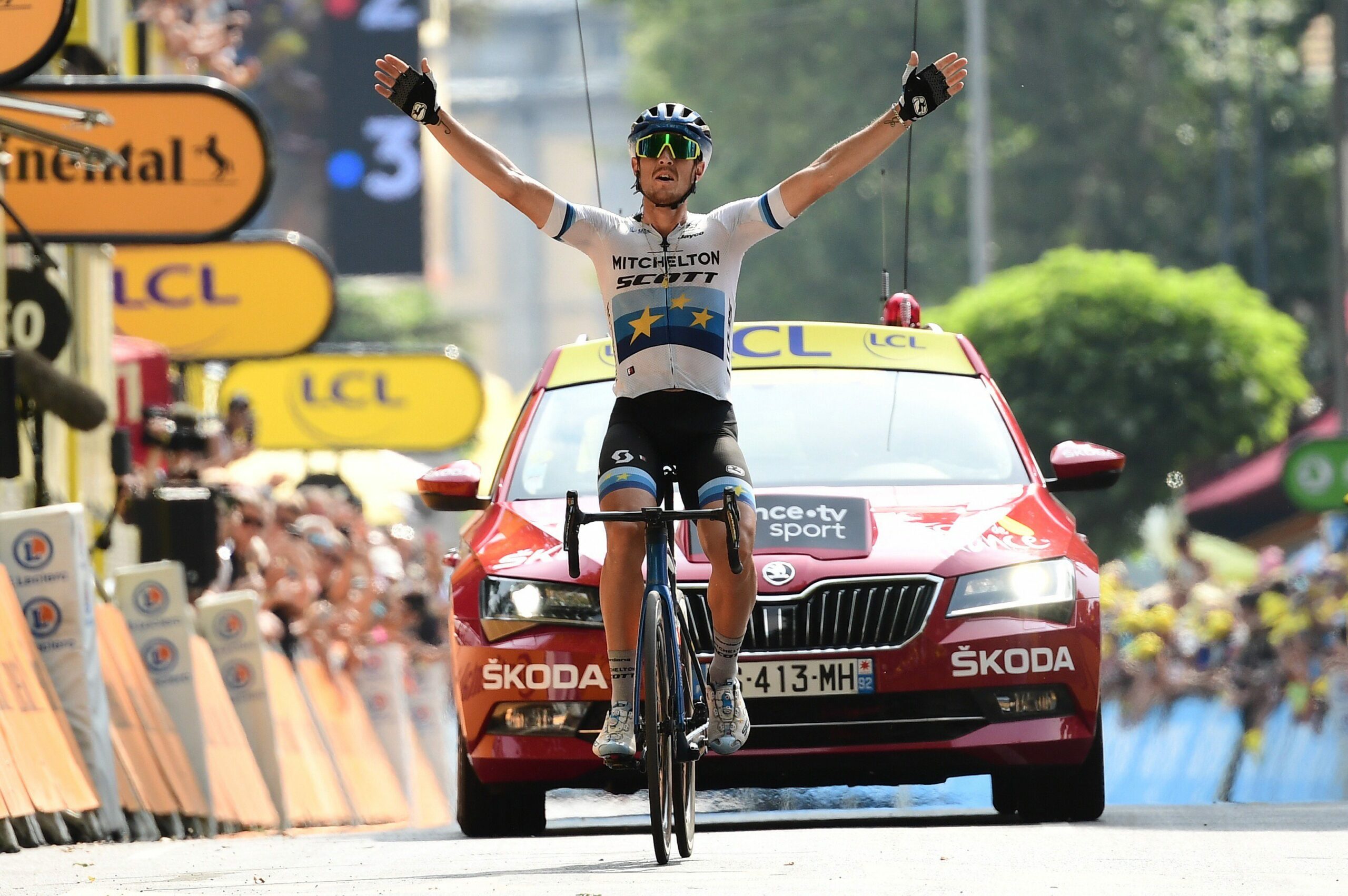 Маттео Трентин неожиданно выиграл 17-й этап «Тур де Франс»