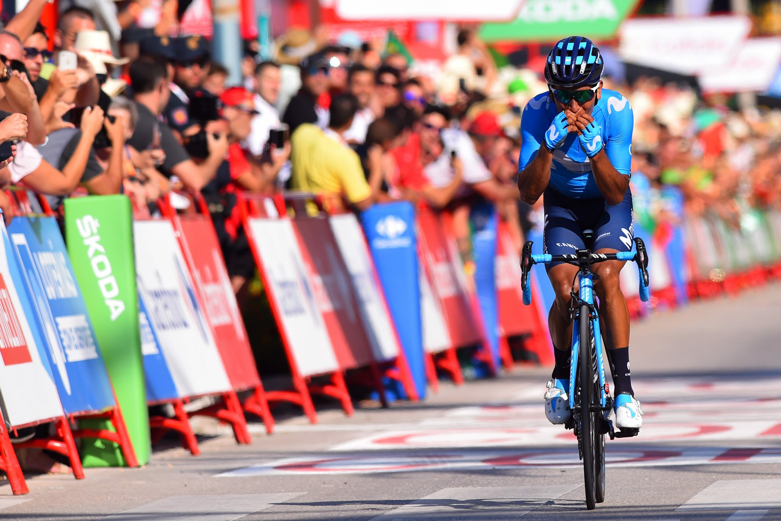 Наиро Кинтана одержал победу на втором этапе «Вуэльты Испании»