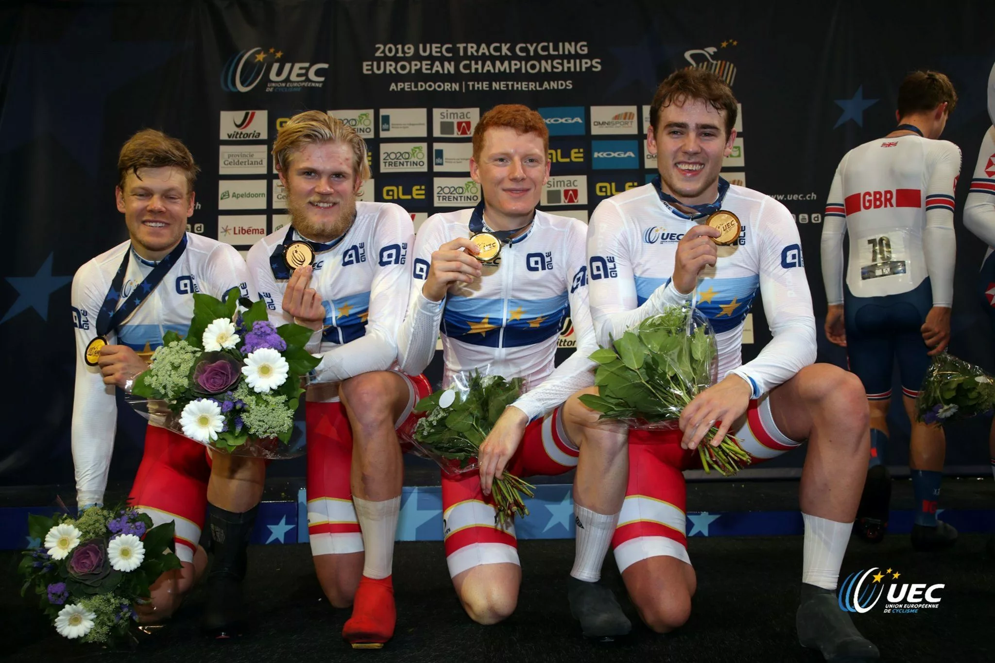 Датчане выиграли командную гонку преследования в Апельдорне