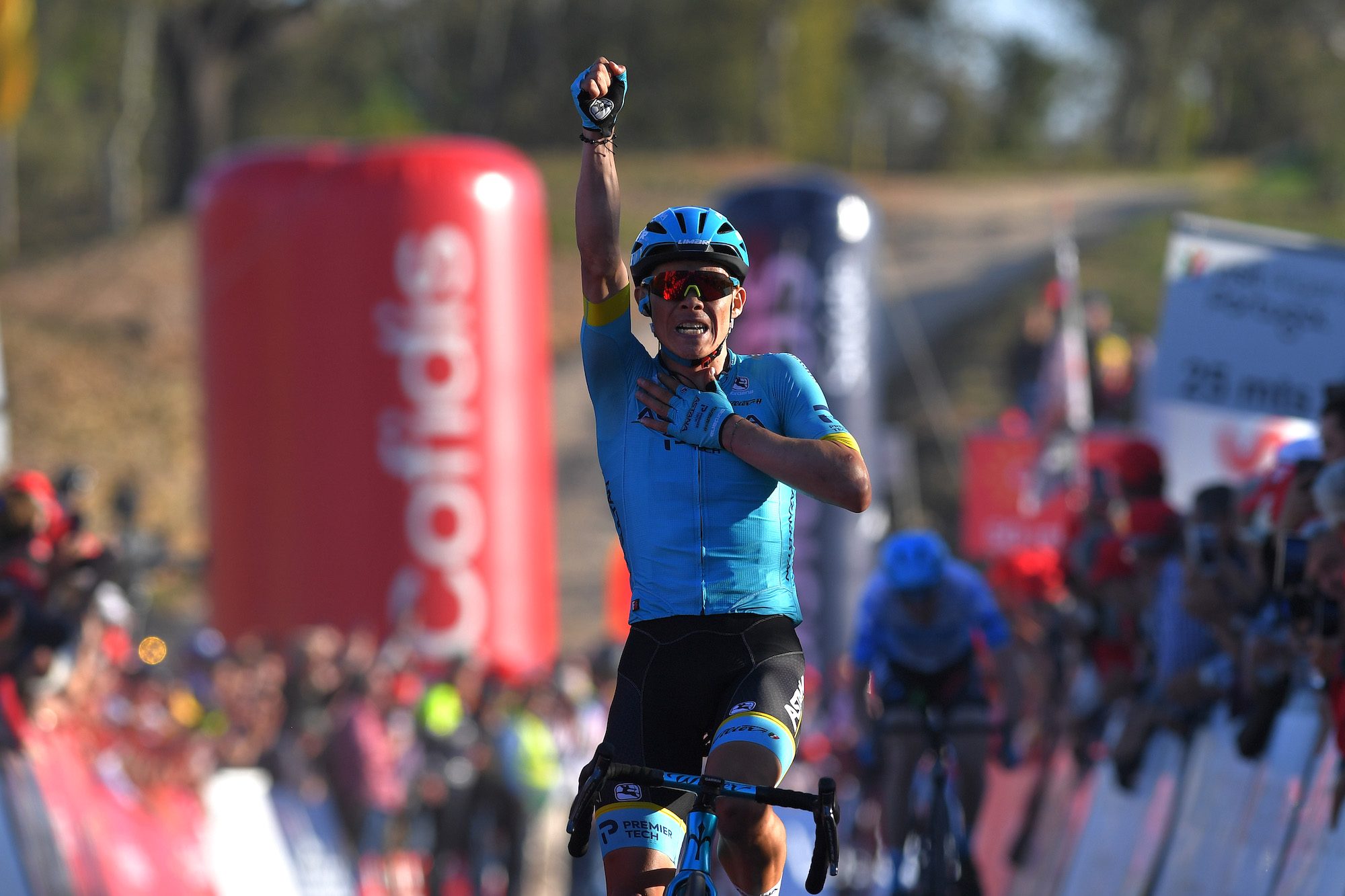 Мигель Анхель Лопес выиграл важнейший этап «Вольты Алгарви»