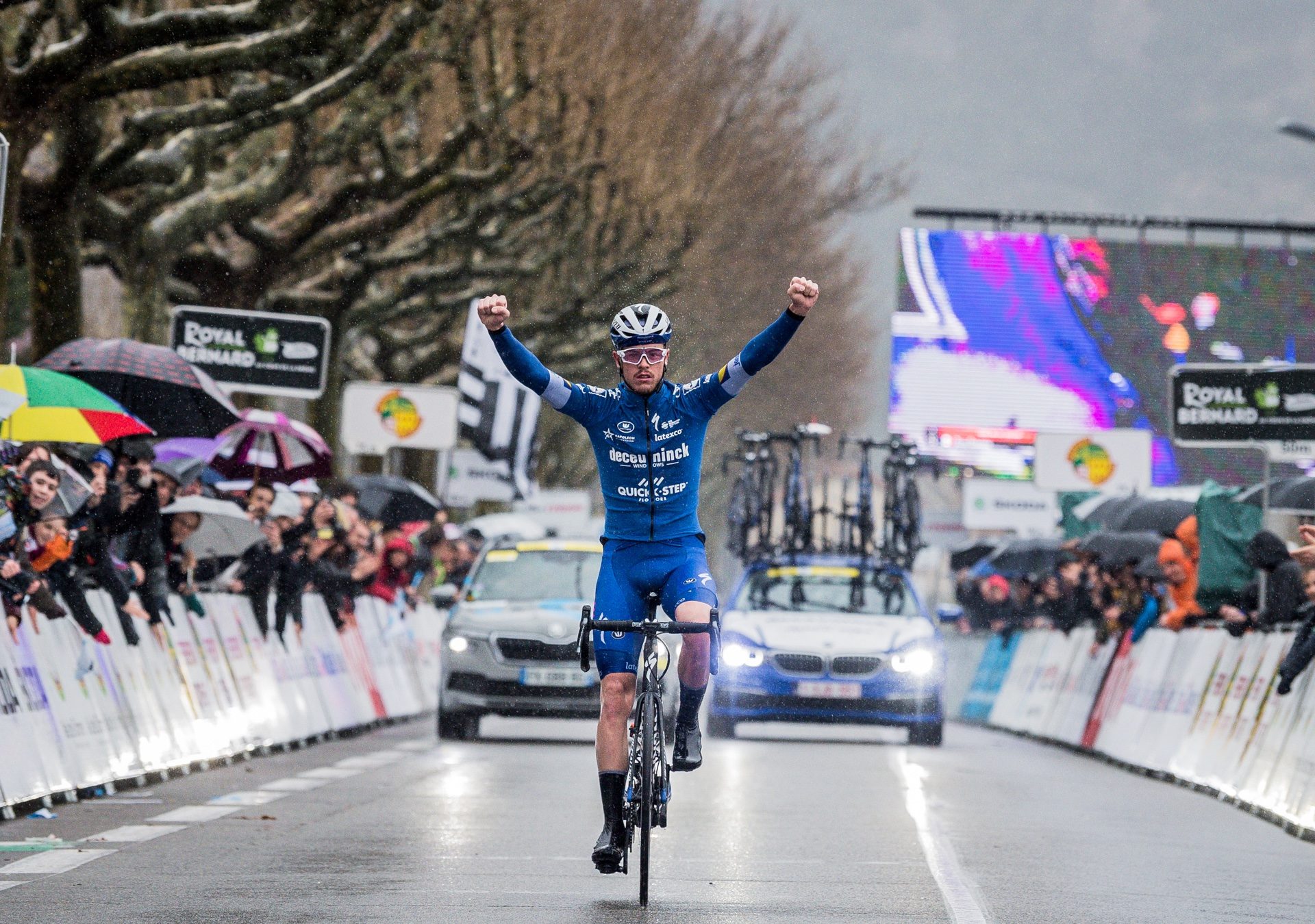 Реми Каванья выиграл велогонку Faun-Ardèche Classic