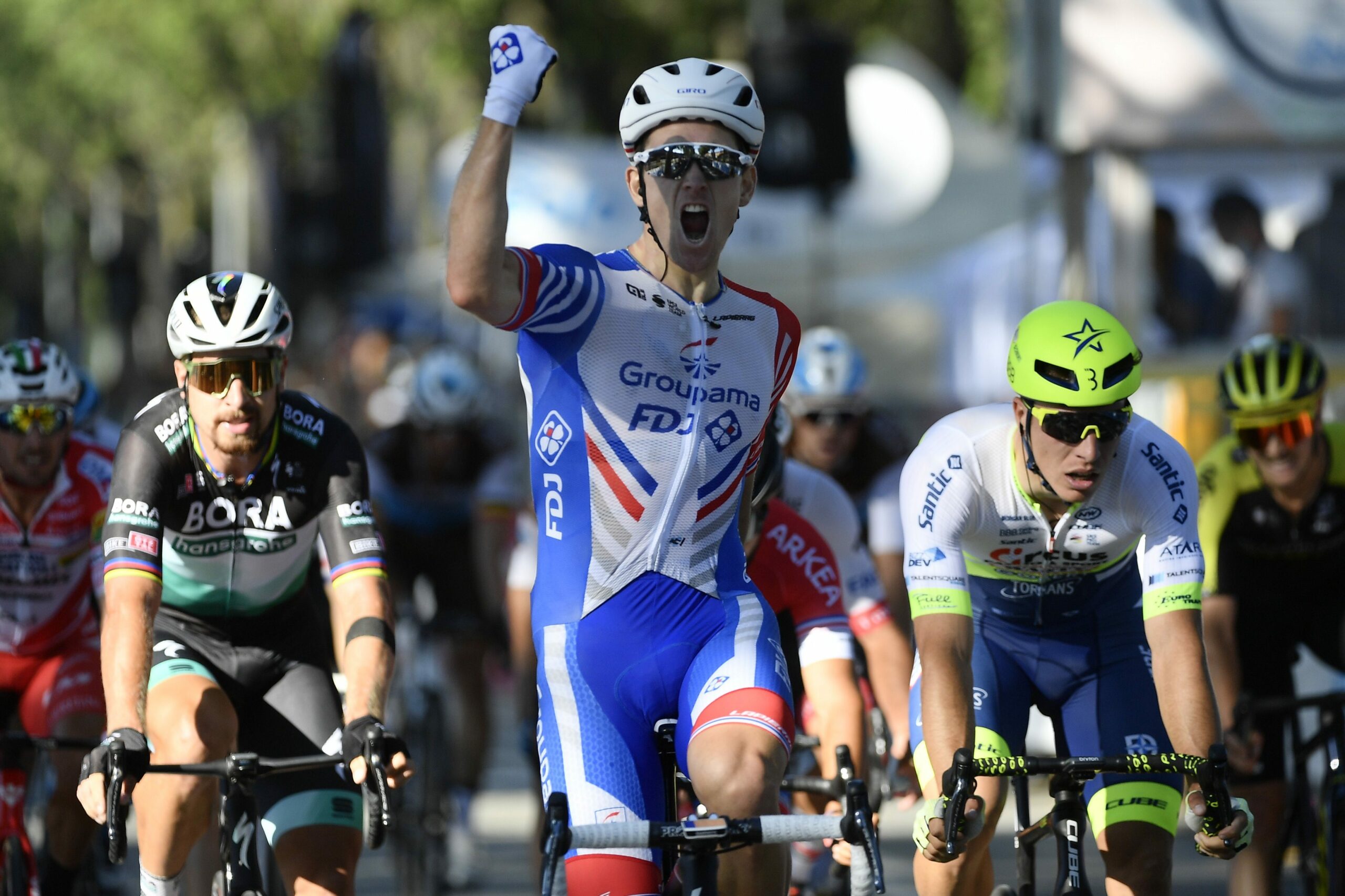 Арно Демар выиграл велогонку «Милан — Турин»