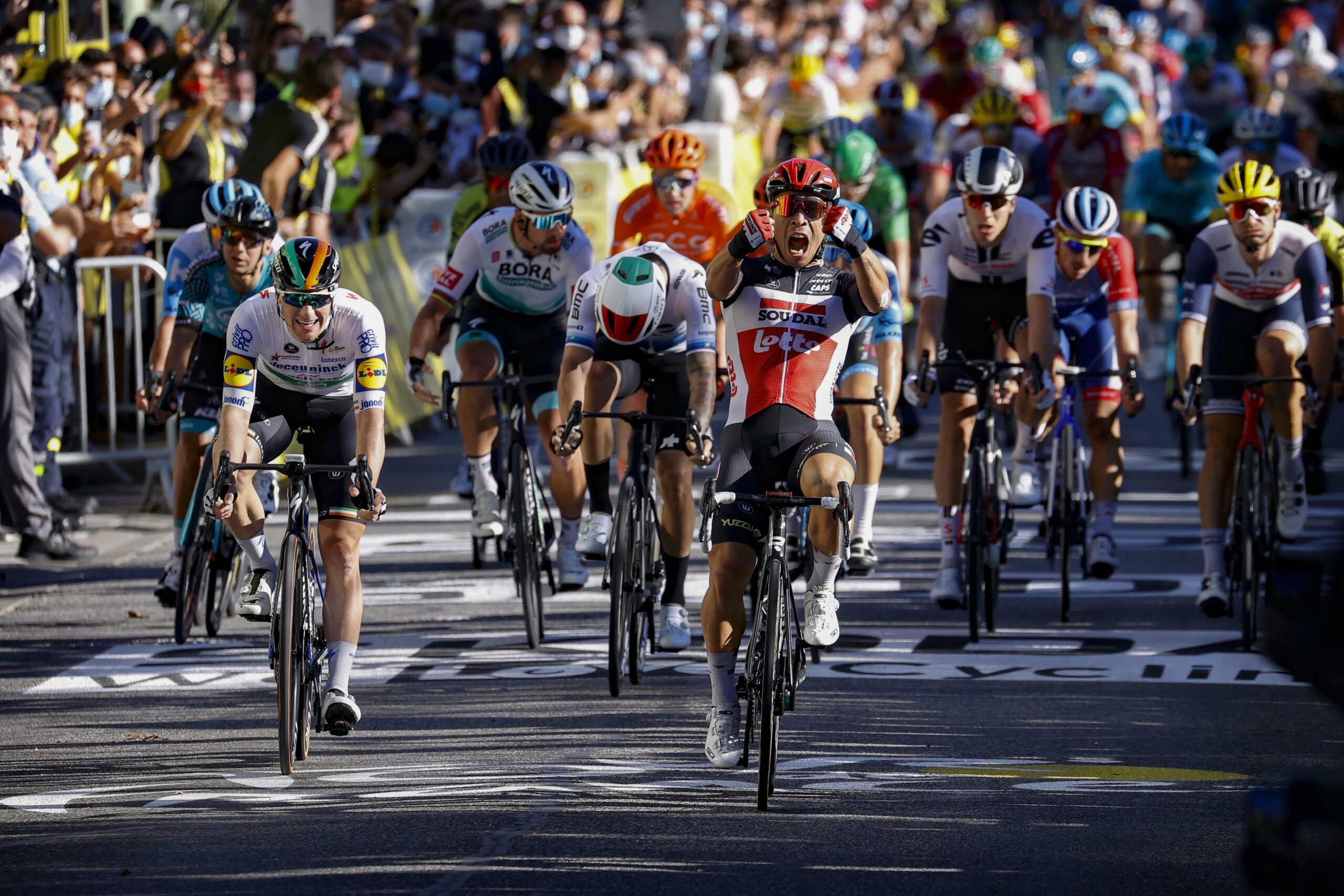 Калеб Юэн выиграл третий этап «Тур де Франс»