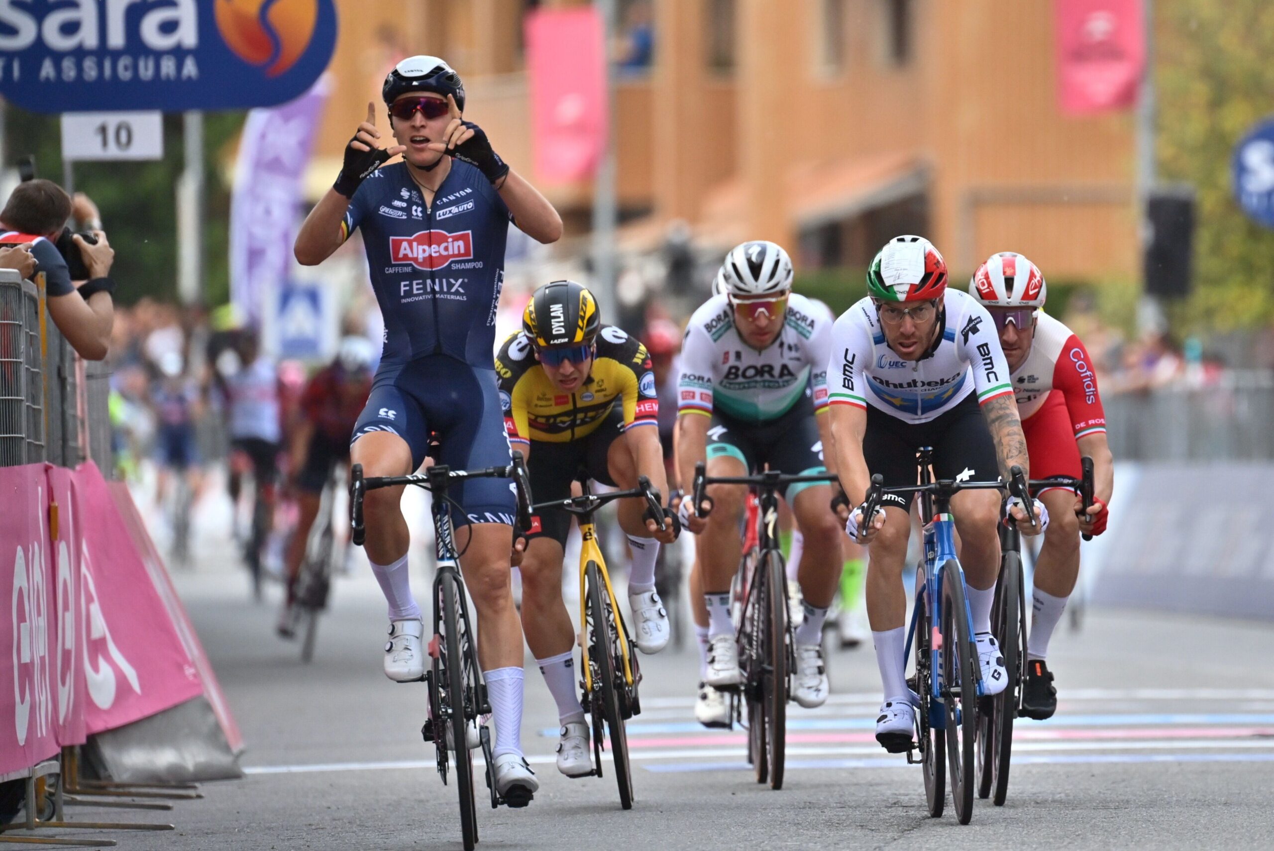 Тим Мерлир выиграл второй этап «Джиро д’Италии — 2021»