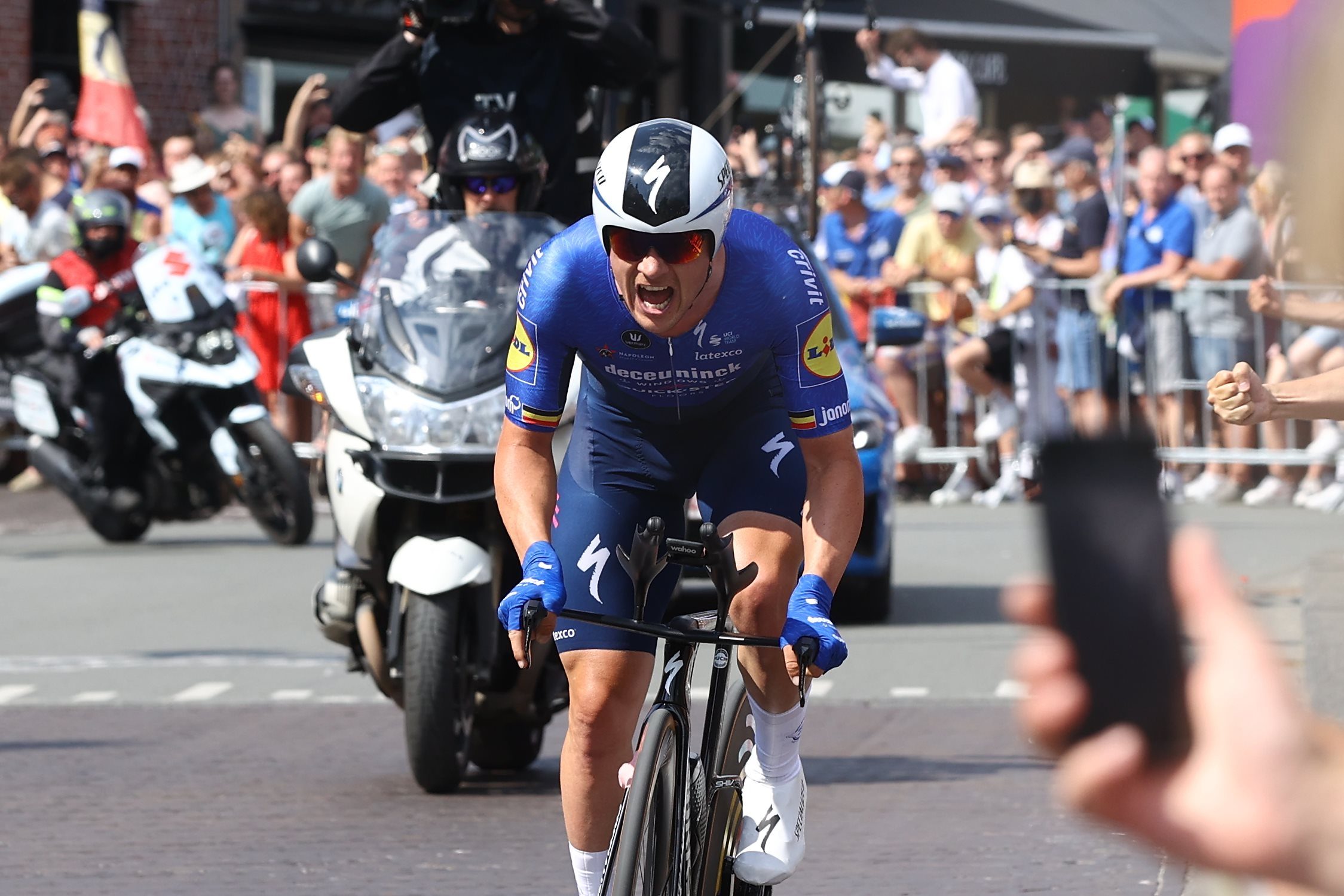 Ив Лампарт побеждает Ремко Эвенпула на чемпионате Бельгии по велоспорту