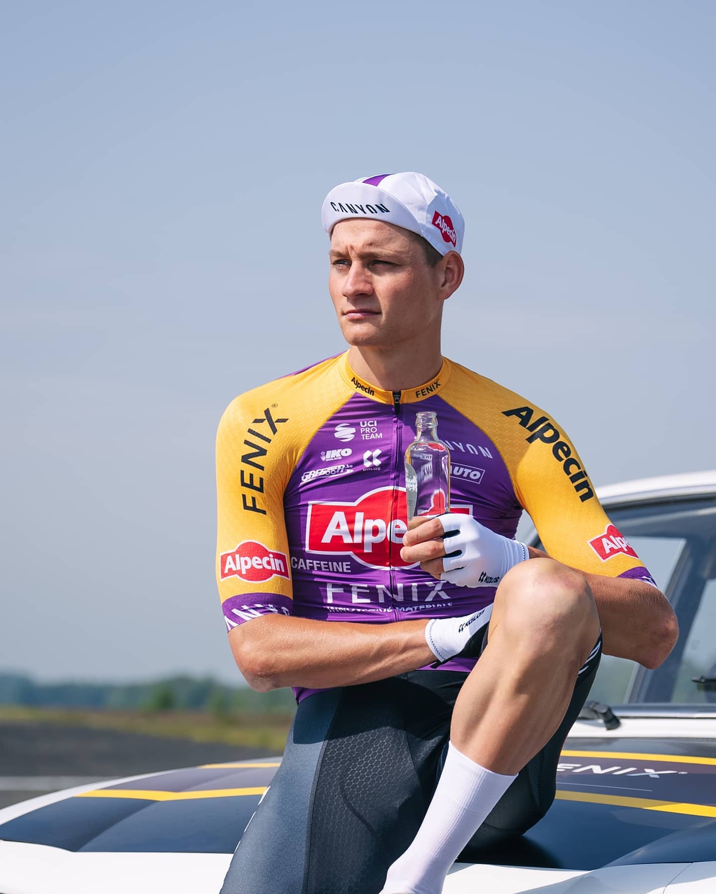 UCI разрешил Alpecin — Fenix надеть специальную майку Poupou в первый день «Тур де Франс»