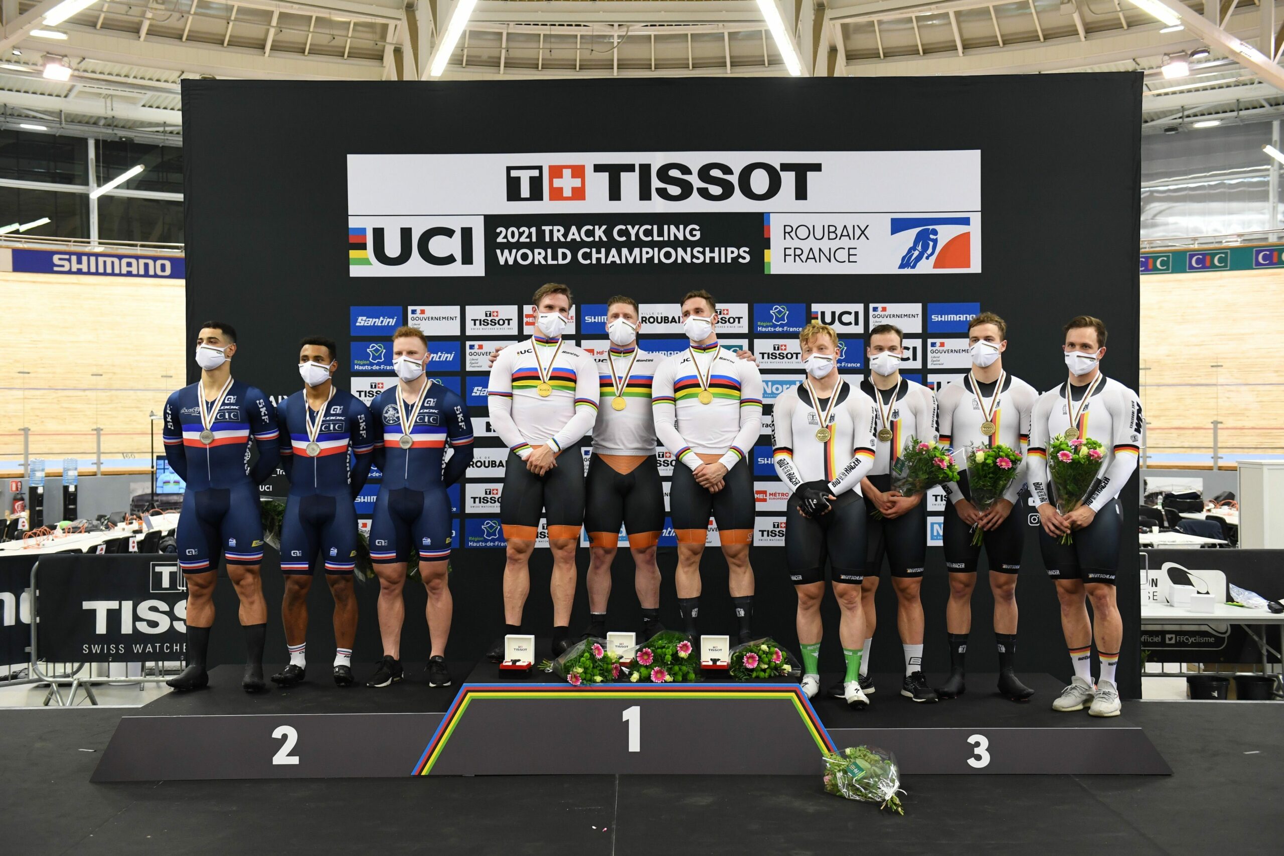 Нидерланды доминировали в мужском командном спринте на чемпионате мира по трековому велоспорту