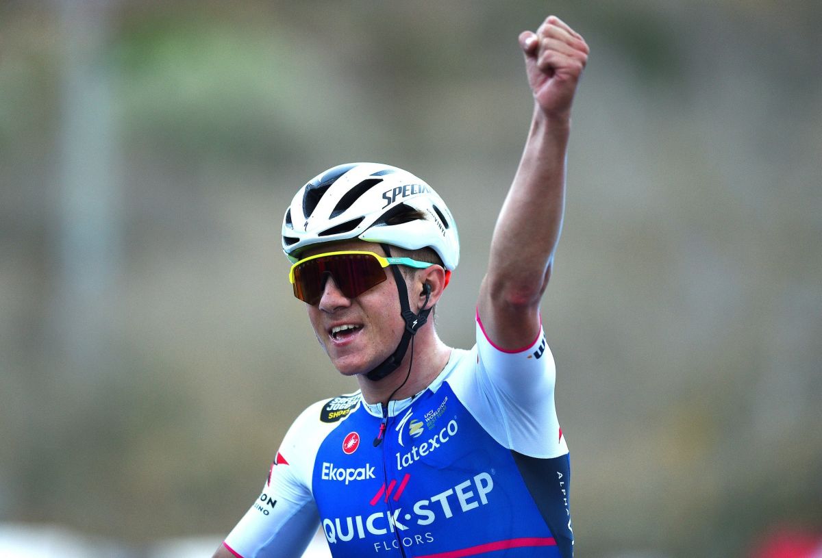 Ремко Эвенпул одержал победу на первом этапе «Тура Валенсии»