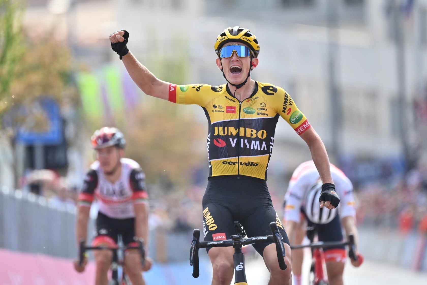 Кун Боуман выиграл седьмой этап велогонки «Джиро д’Италия»