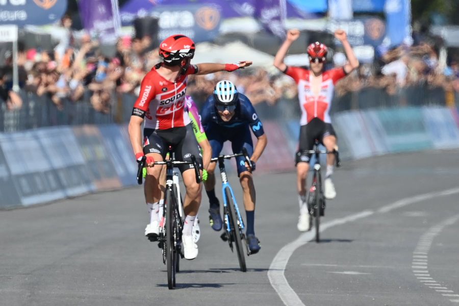 Томас Де Гендт стал лучшим на восьмом этапе «Джиро д’Италии»