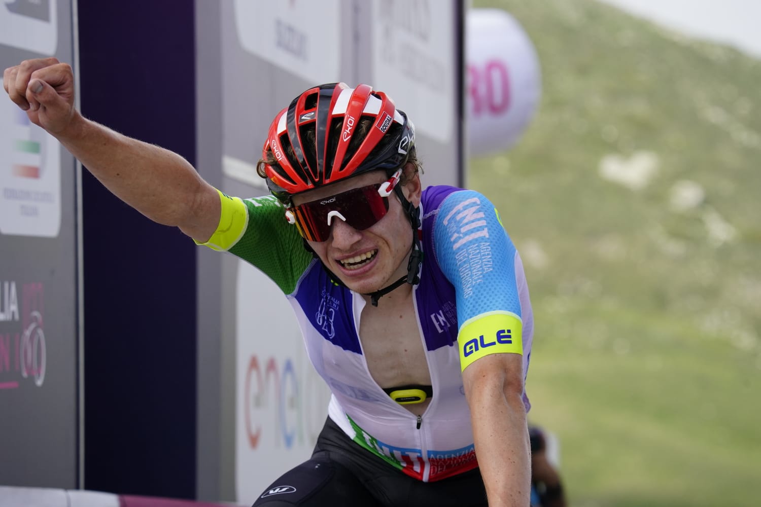 Леннерт ван Этвельт выиграл сложнейший шестой этап велогонки «Джиро д’Италия U23»