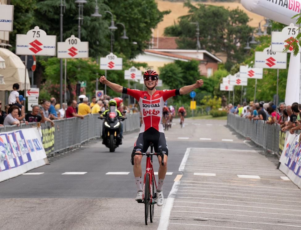 Винсент ван Хемелен выиграл велогонку Coppa Zappi — Trofeo Hotel Antico Borgo