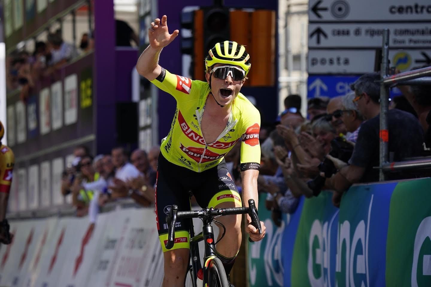 Гил Гелдерс уверенно выиграл пятый этап велогонки «Джиро д’Италия U23»