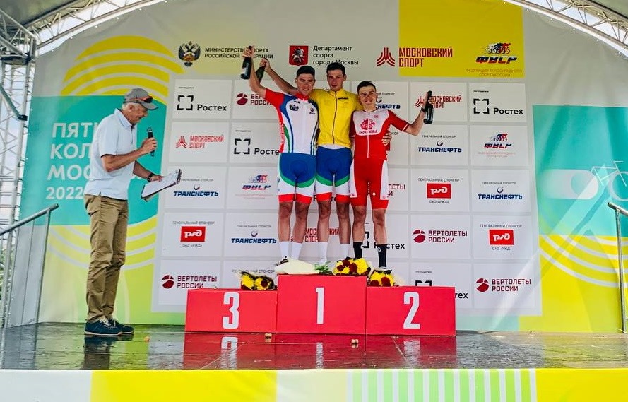 Андрей Степанов выиграл велогонку «Пять колец Москвы»