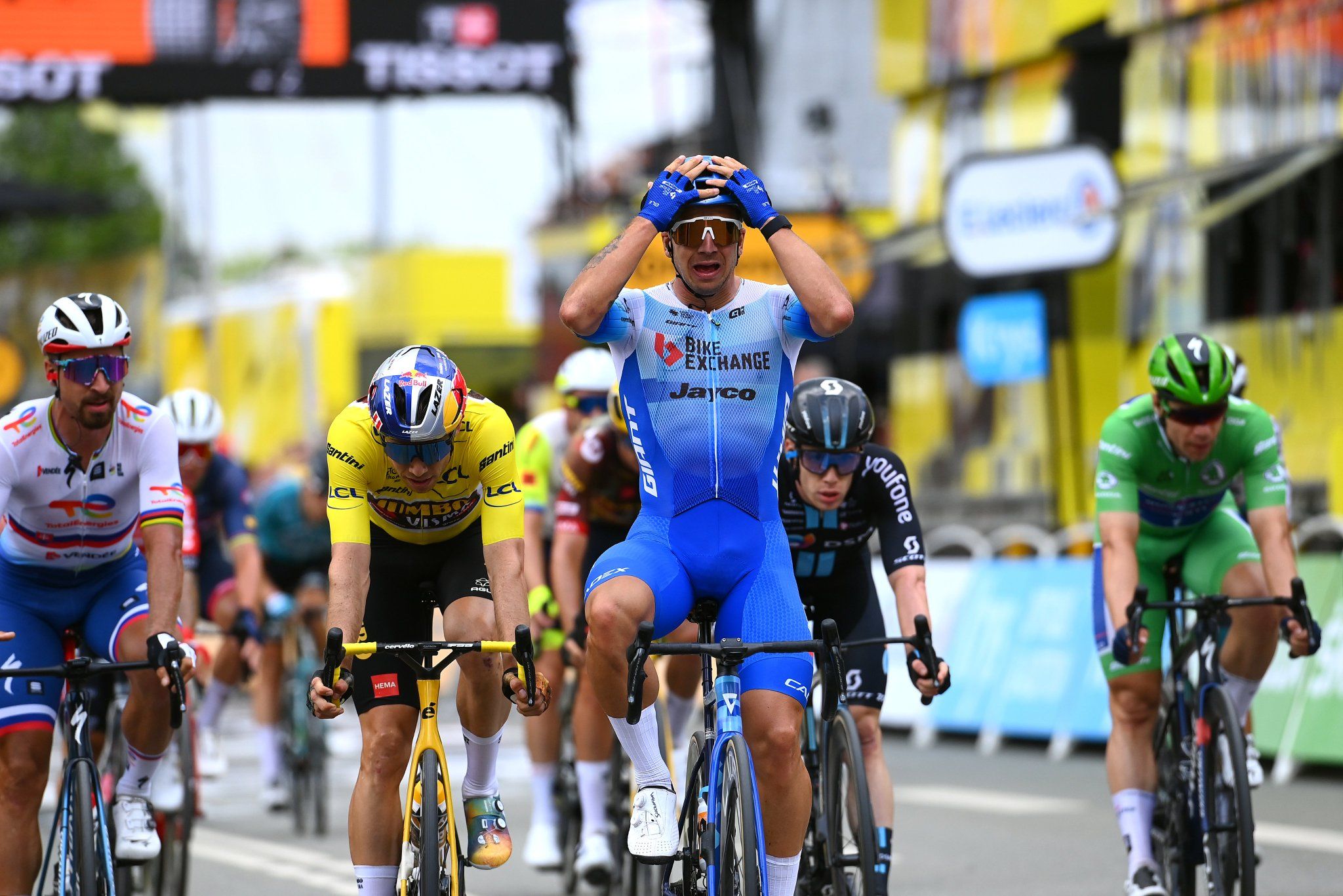 Дилан Груневеген стал быстрейшим на третьем этапе «Тур де Франс — 2022»