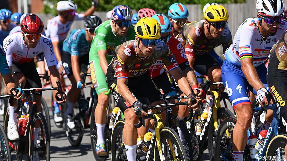 Максимилиан Шахманн: Роглич стал причиной завала на шестом этапе «Тур де Франс»:
