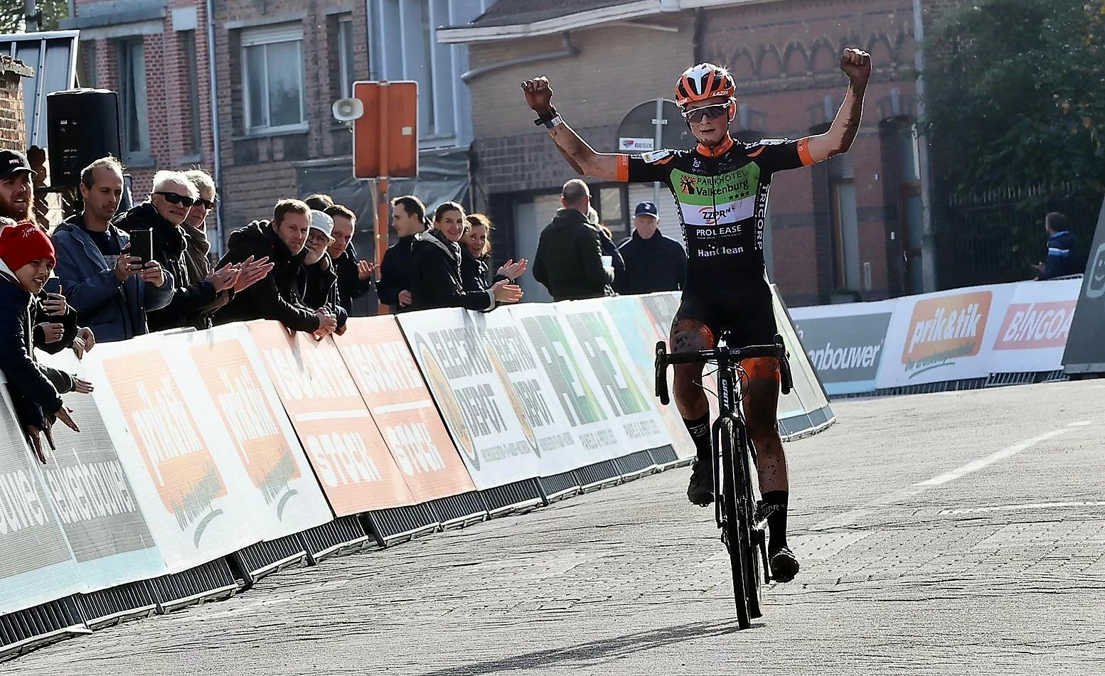 Superprestige: Гус ван ден Эйнден одержал победу в юниорском велокроссе в Ниле