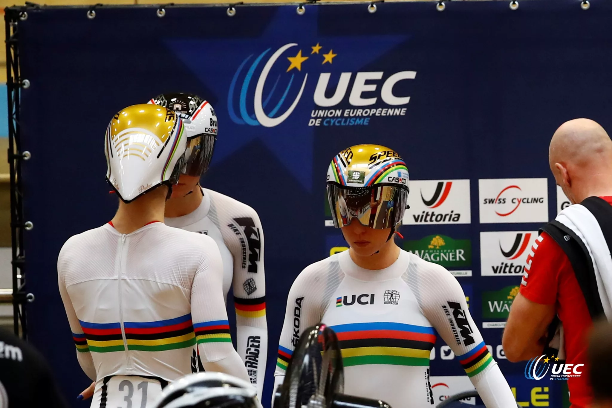Лучшие фото чемпионата Европы по трековому велоспорту 2023 года