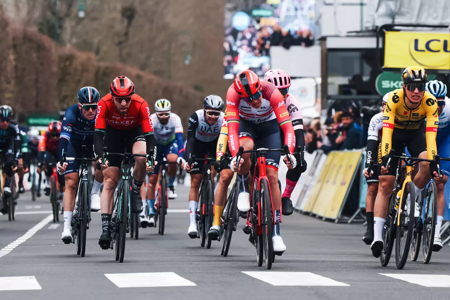 Мадс Педерсен вырвал победу на втором этапе велогонки «Париж — Ницца»