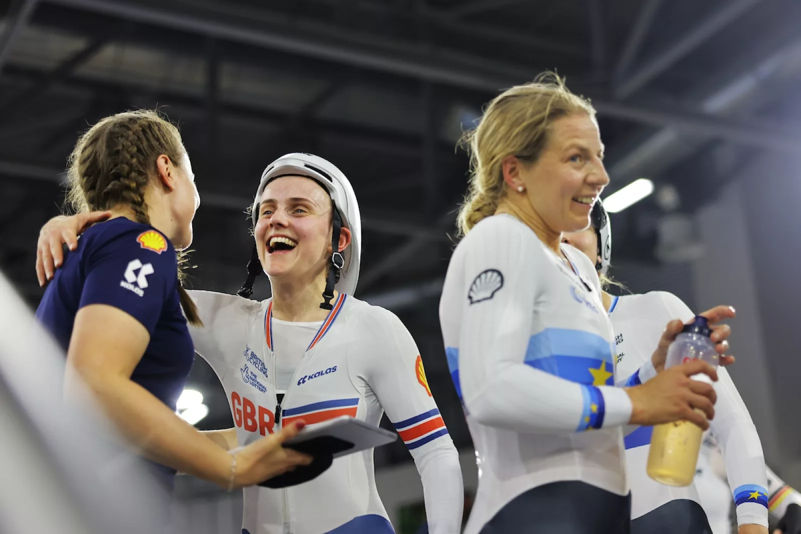 Британки завоевали победу в командной гонке преследования на Кубке Наций по трековому велоспорту в Милтоне