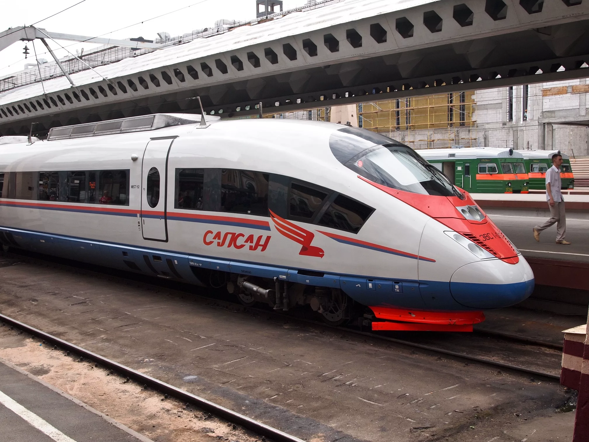 Непунктуальный «Сапсан»: сразу два высокоскоростных поезда из Петербурга и Москвы опоздали в один день