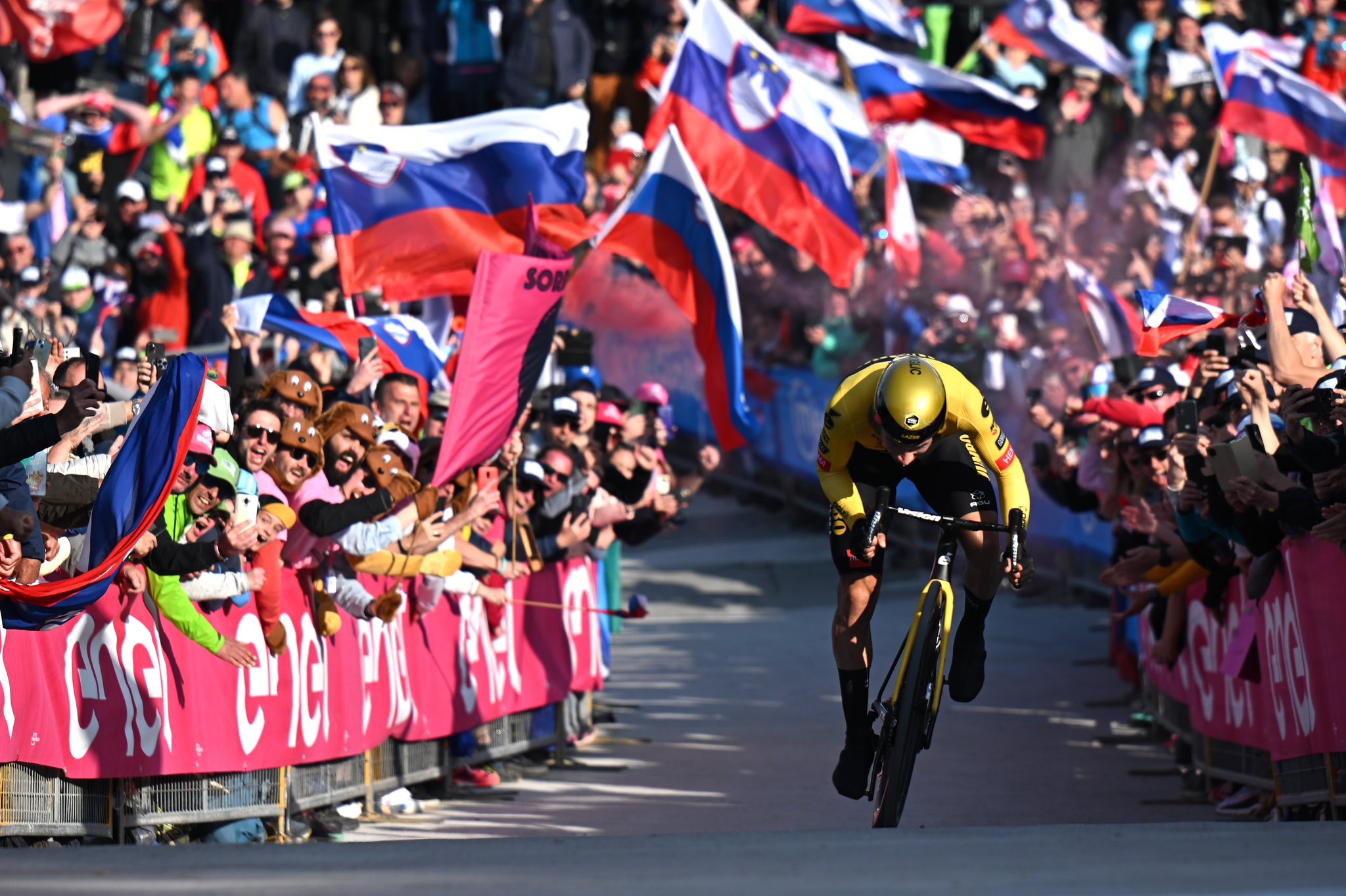 «Джиро д’Италия — 2023»: 20-й этап решил исход Гранд-тура