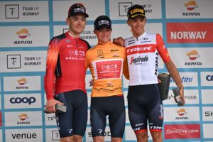 Магнус Шеффилд, Бен Таллетт и Тибо Нис