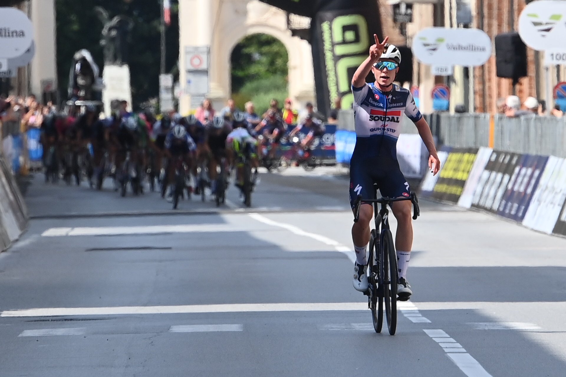 Гил Гелдерс отличной атакой выиграл второй этап Giro Next Gen