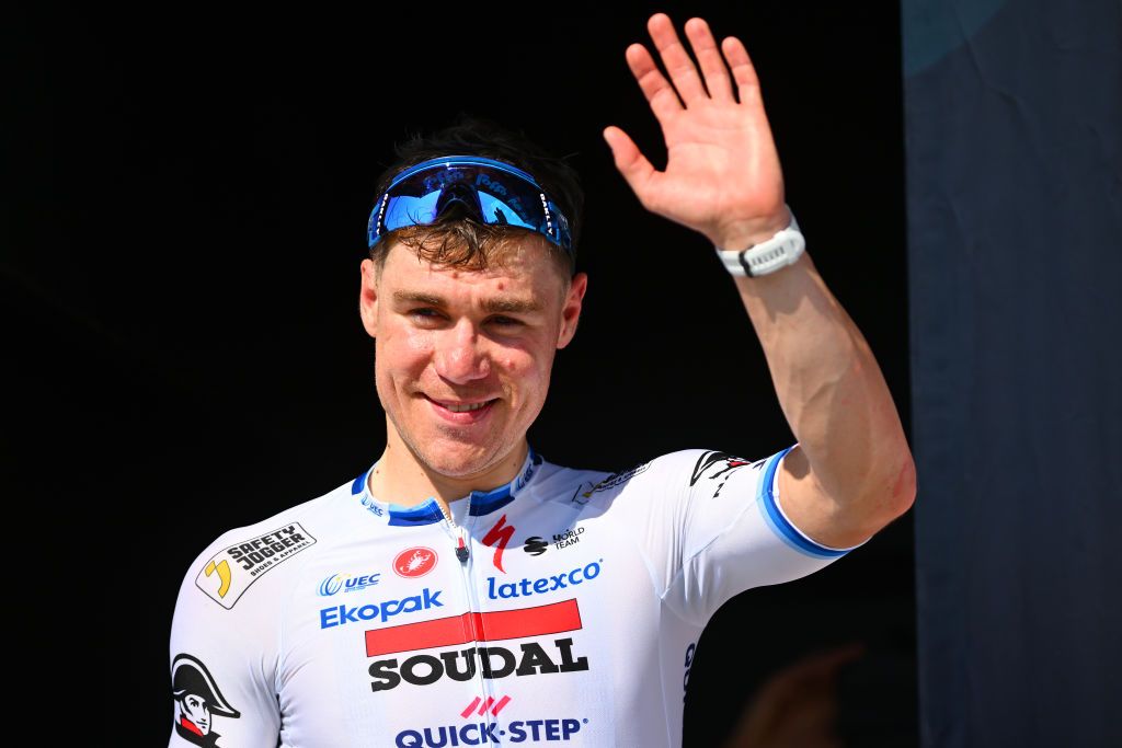 Фабио Якобсен одержал лёгкую победу на втором этапе «Тура Бельгии»
