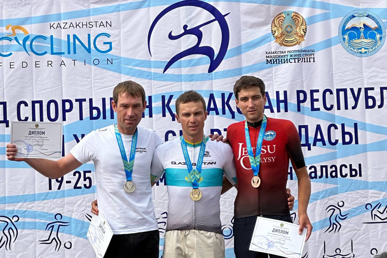Евгений Гидич (слева), Алексей Луценко (в центре) и Антон Кузьмин