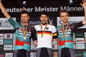 Нико Денц (слева), Эмануэль Бухманн (в центре) и Максимилиан Шахманн