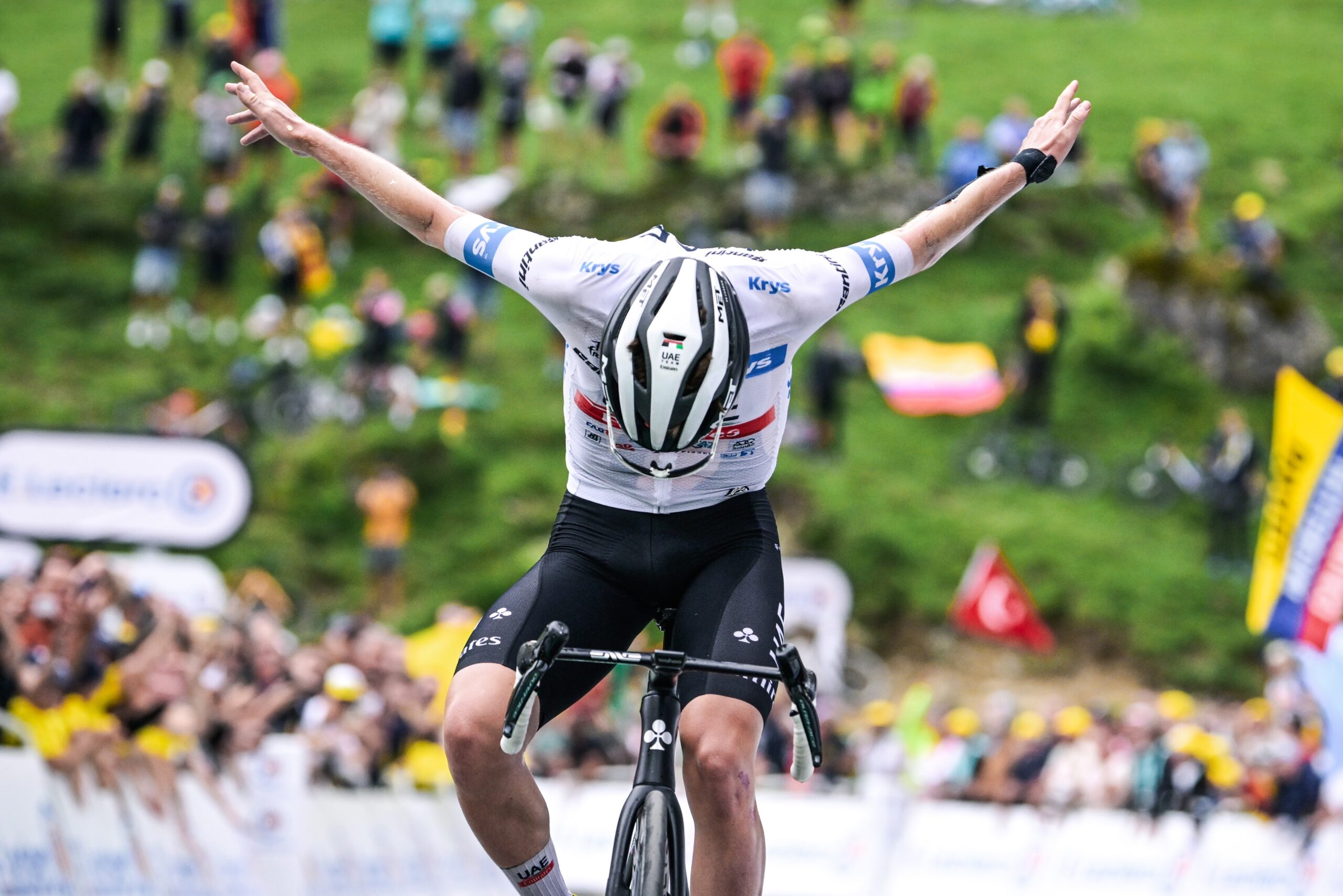 Тадей Погачар одержал победу на шестом этапе «Тур де Франс»