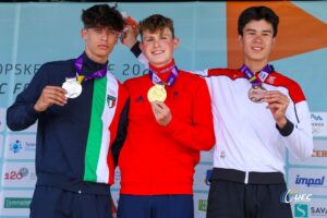 Алессио Маганьотти (слева), Макс Хайндс (в центре) и Хеймо Цзяян Фуггер