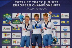 Мэттью Бреннан (слева), Лука Джайми (в центре) и Бен Уиггинс / 2023 UEC Juniores & U23 - Track European Championships - Anadia - 13/07/2023 - Mens Junior Individual Pursuit - photo Tommaso Pelagalli / Sprint Cycling Agency © 2023
