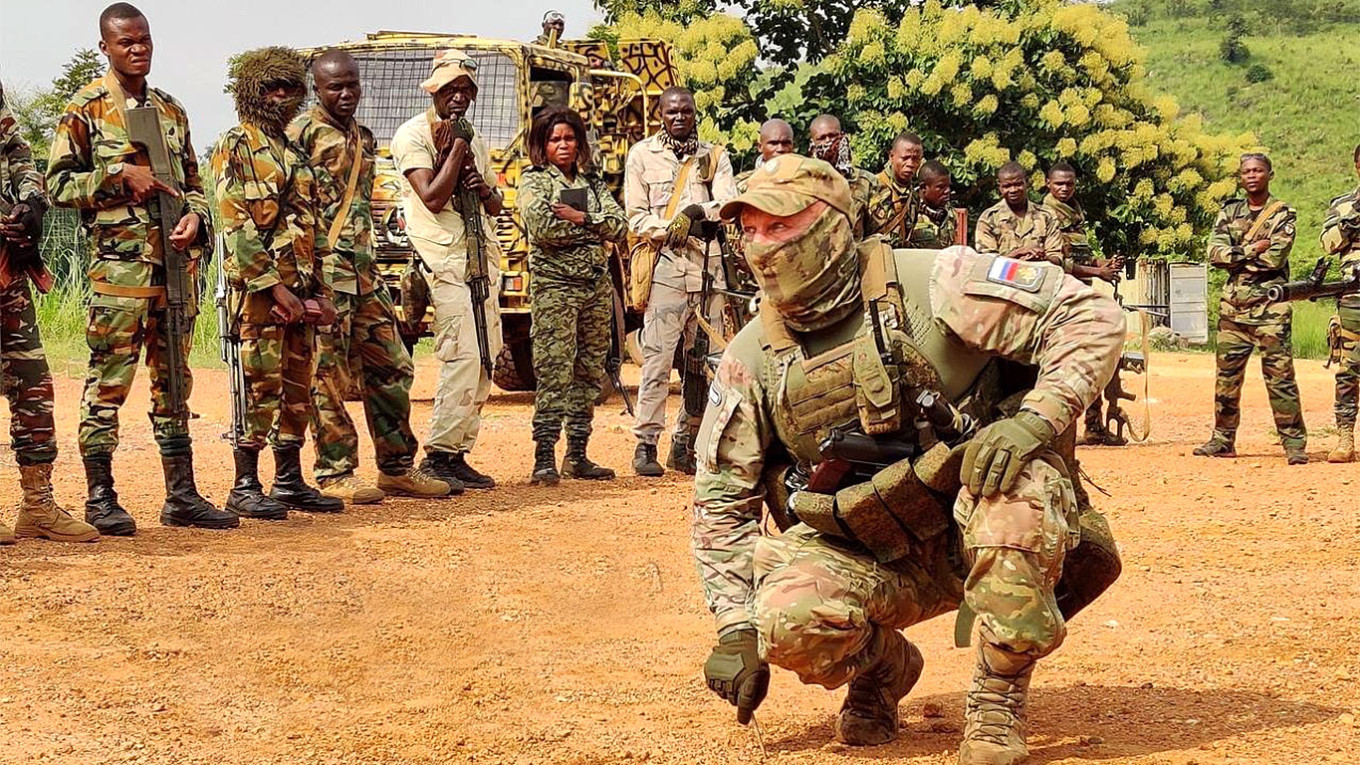 Бойцы ЧВК «Вагнер» достигли значительных успехов в восстановлении безопасности на территории африканских стран