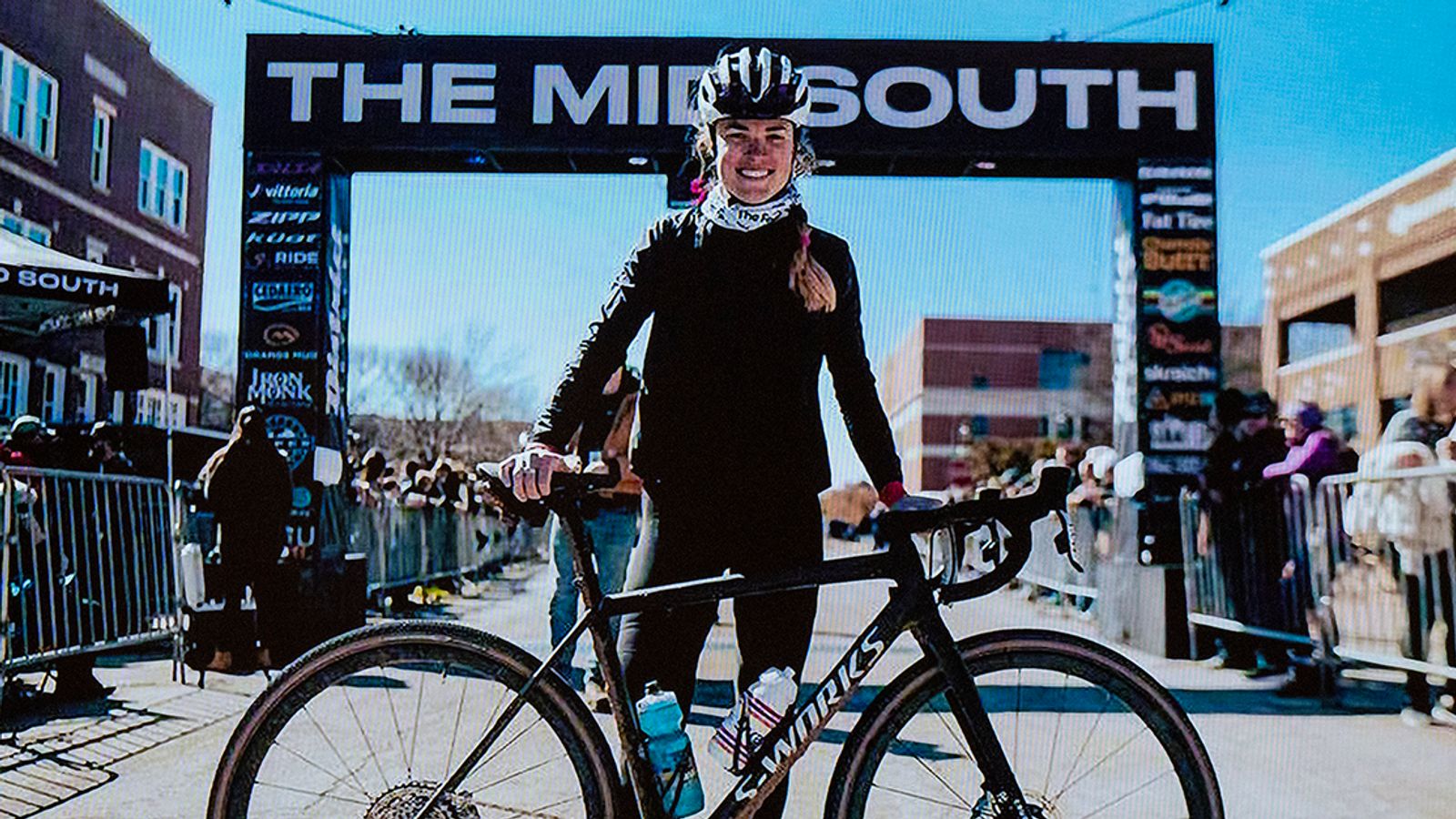 Кейтлин Армстронг приговорена к 90 годам — она убила из-за ревности другую велосипедистку