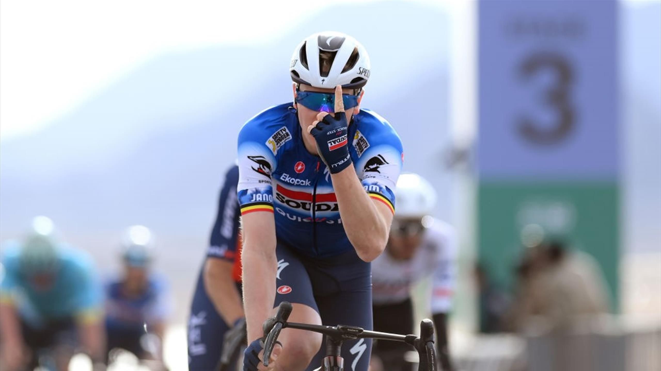 Тим Мерлир одержал победу на третьем этапе велогонки AlUla Tour