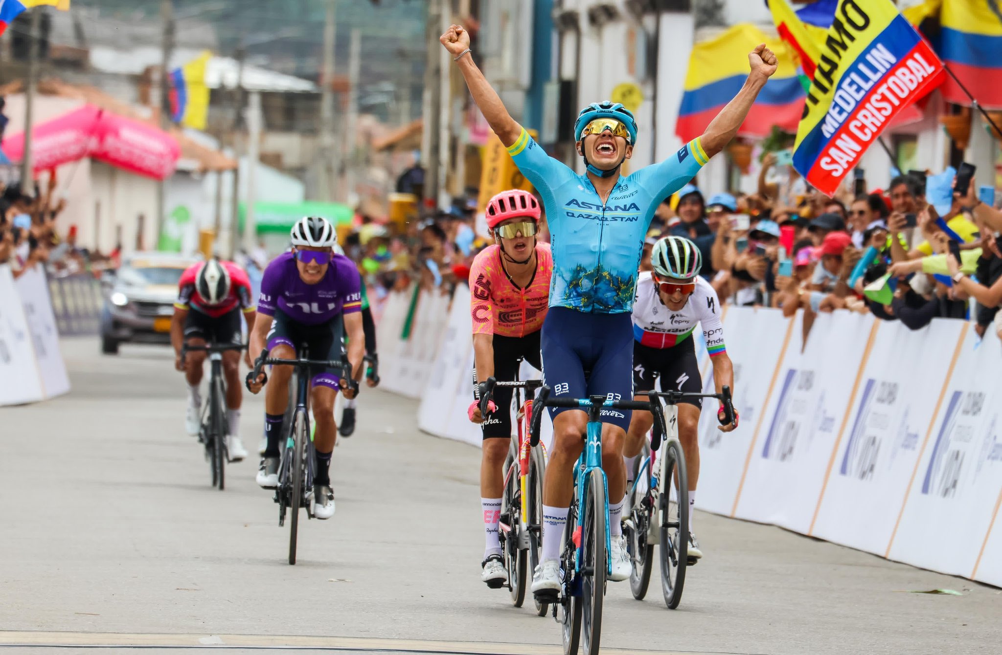 Гарольд Техада выиграл второй этап велосипедного «Тура Колумбии»