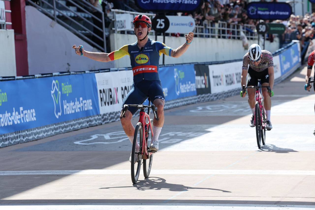 Тим Торн Тойтенберг выиграл «Париж — Рубе» среди андеров