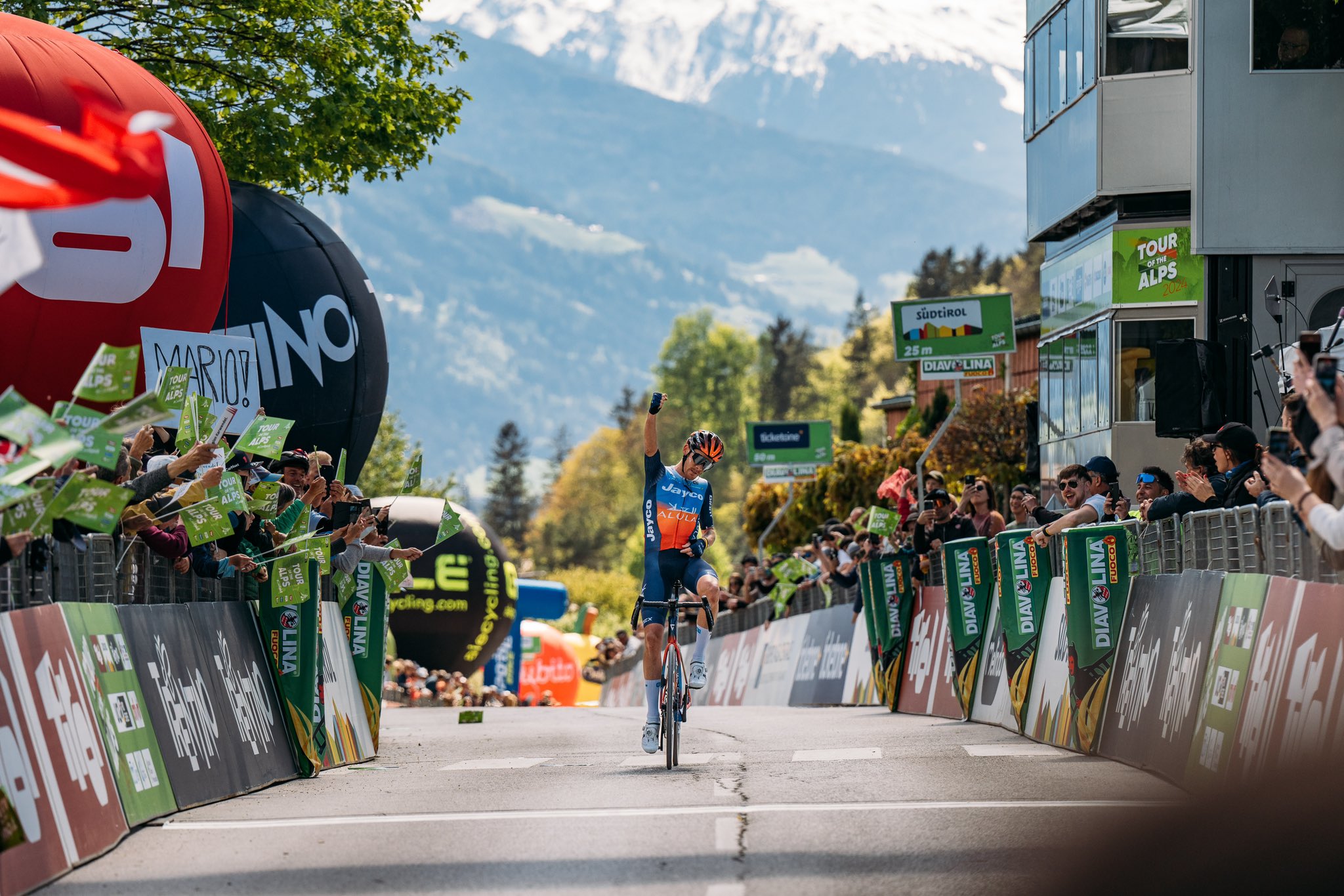 Алессандро Де Марки выиграл второй этап велогонки «Тур Альп»