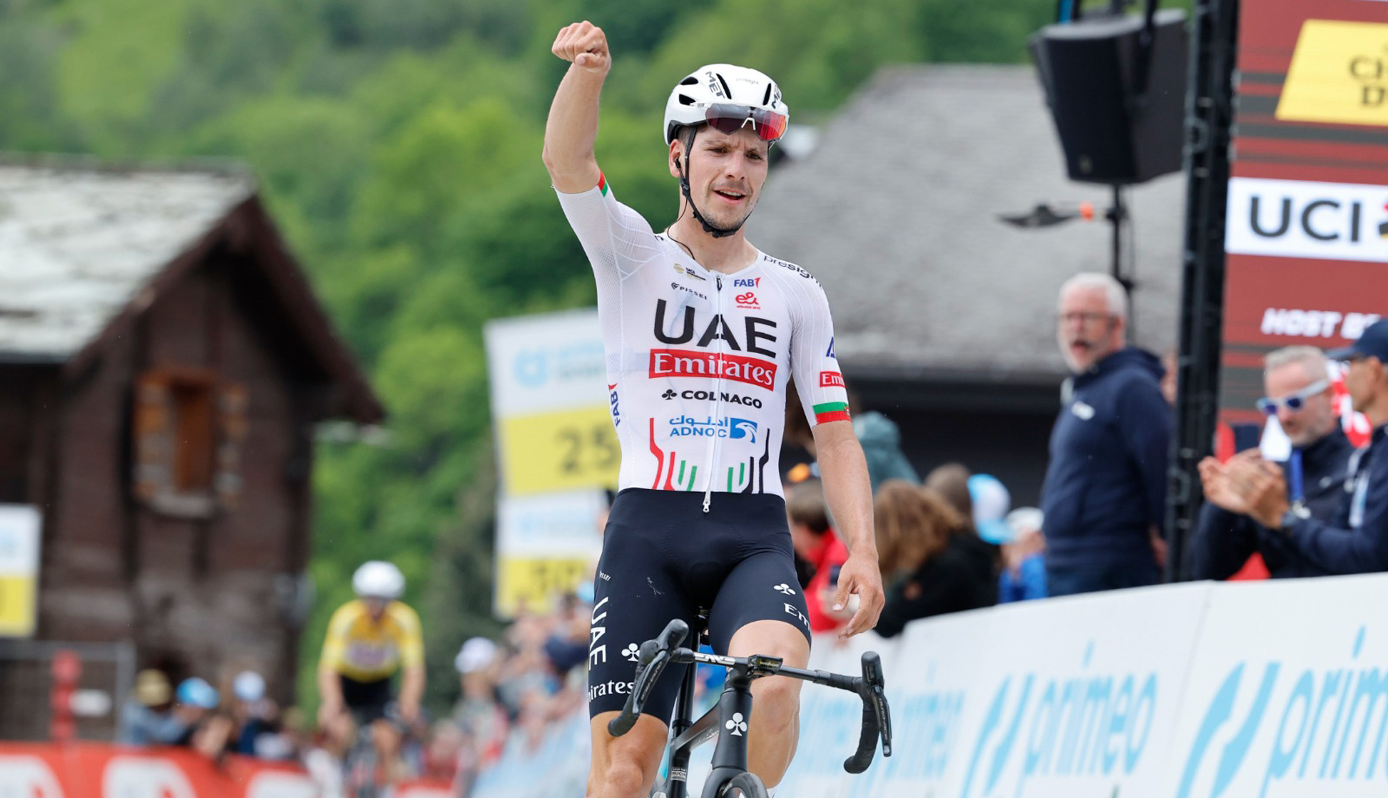 Жоау Алмейда первым финишировал на шестом этапе «Тура Швейцарии»