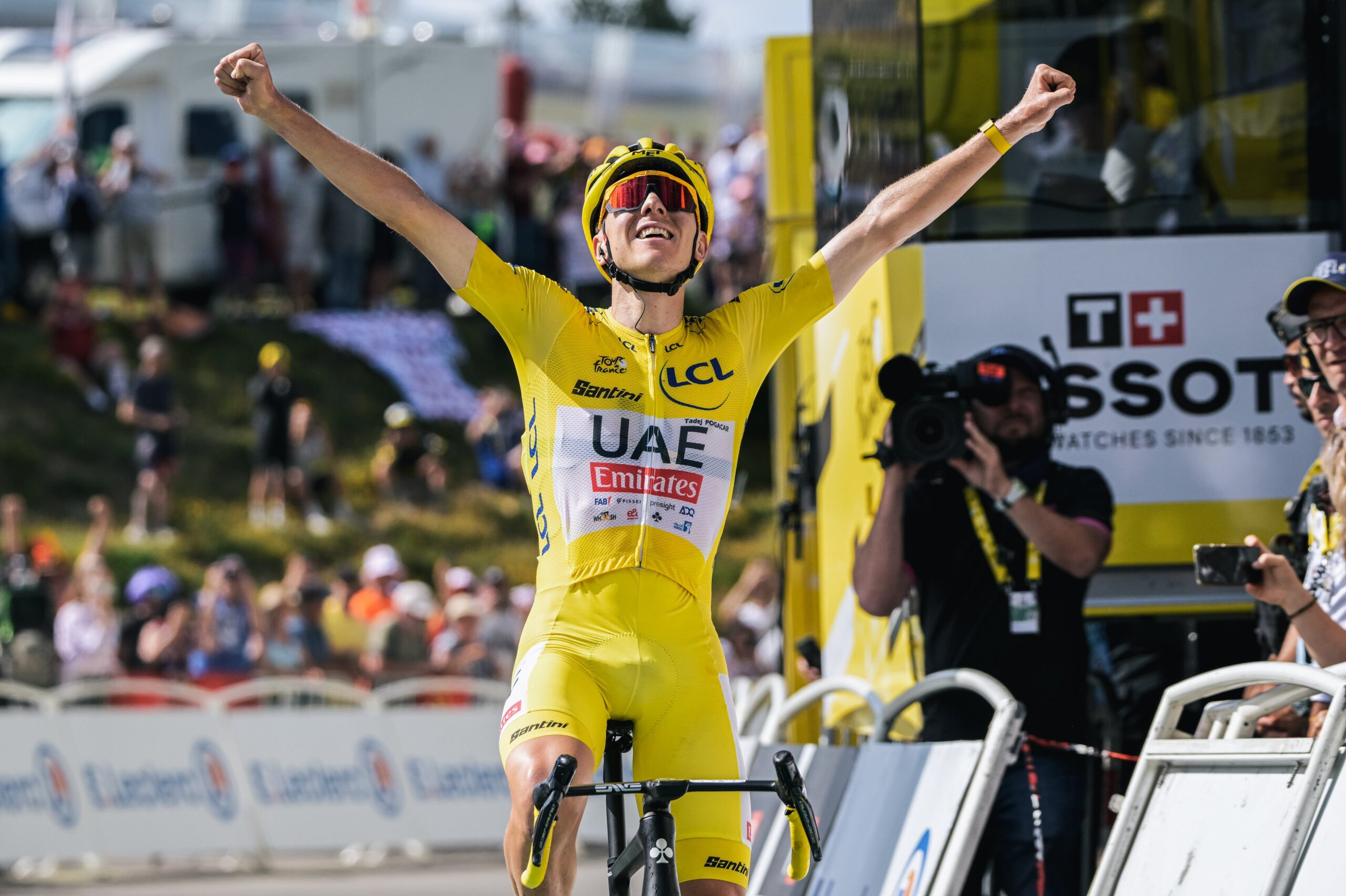 Тадей Погачар устроил форменный разнос своим соперникам на 15-м этапе «Тур де Франс»