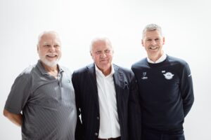 Зденек Бакала, Патрик Лефевер (в центре) и Юрген Форе