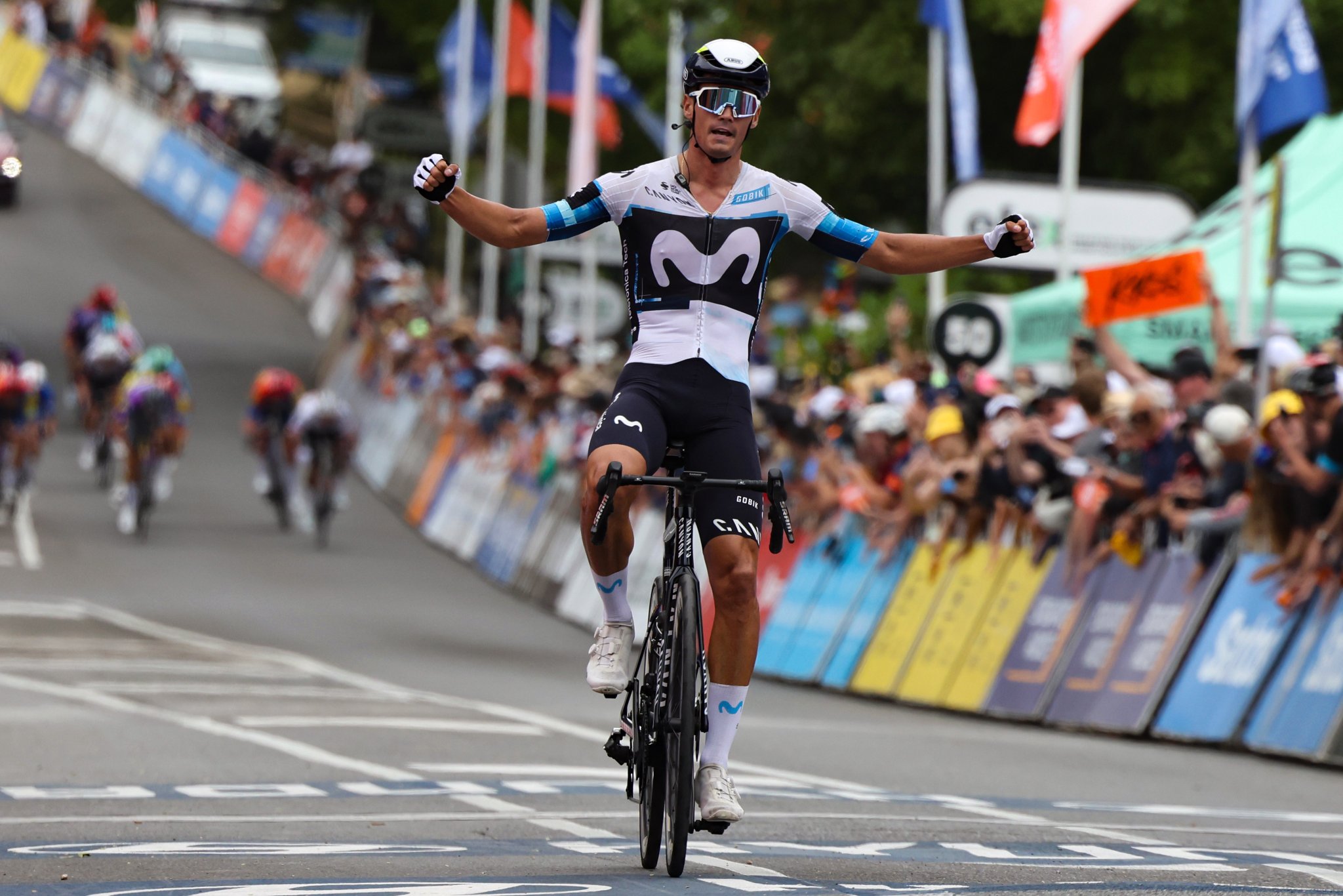 Хавьер Ромо выиграл третий этап велогонки Tour Down Under